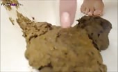 Incredible brunette masturbating