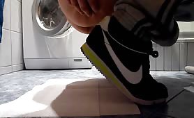 Teen guy shitting on a napkin