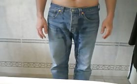 Jerking off after peeing