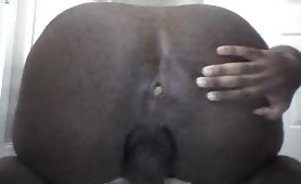 BBW ebony pooping