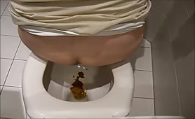 Creamy poop from chubby girl