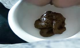 Fill a plate with crap