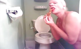 Jane eats her shit