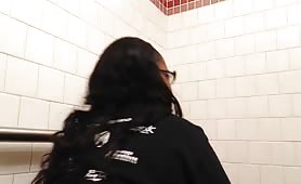 Chubby Ebony Girl Shitting