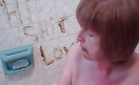 Mom Eating her poop
