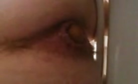 Amateur video of a girl pooping