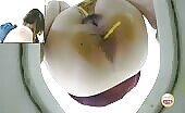 Beautiful japanese didn't wipe her ass