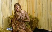 Blonde teen loves dung solo session 
