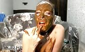 Kinky young girl poops and smears in solo