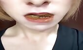 Eating her own shit