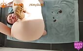 Lady spread legs for pooping 